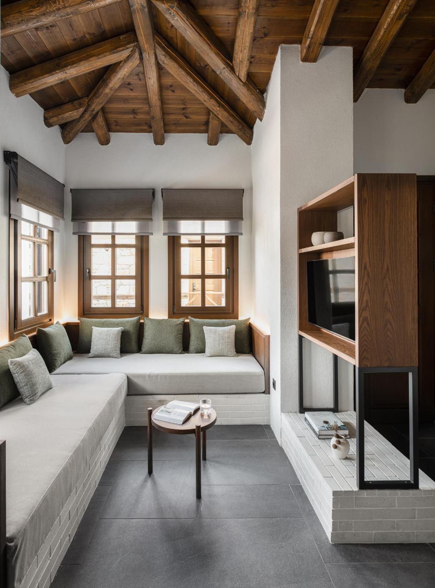 Unedo All Seasons Boutique Hotel Palaios Panteleimonas Eksteriør billede